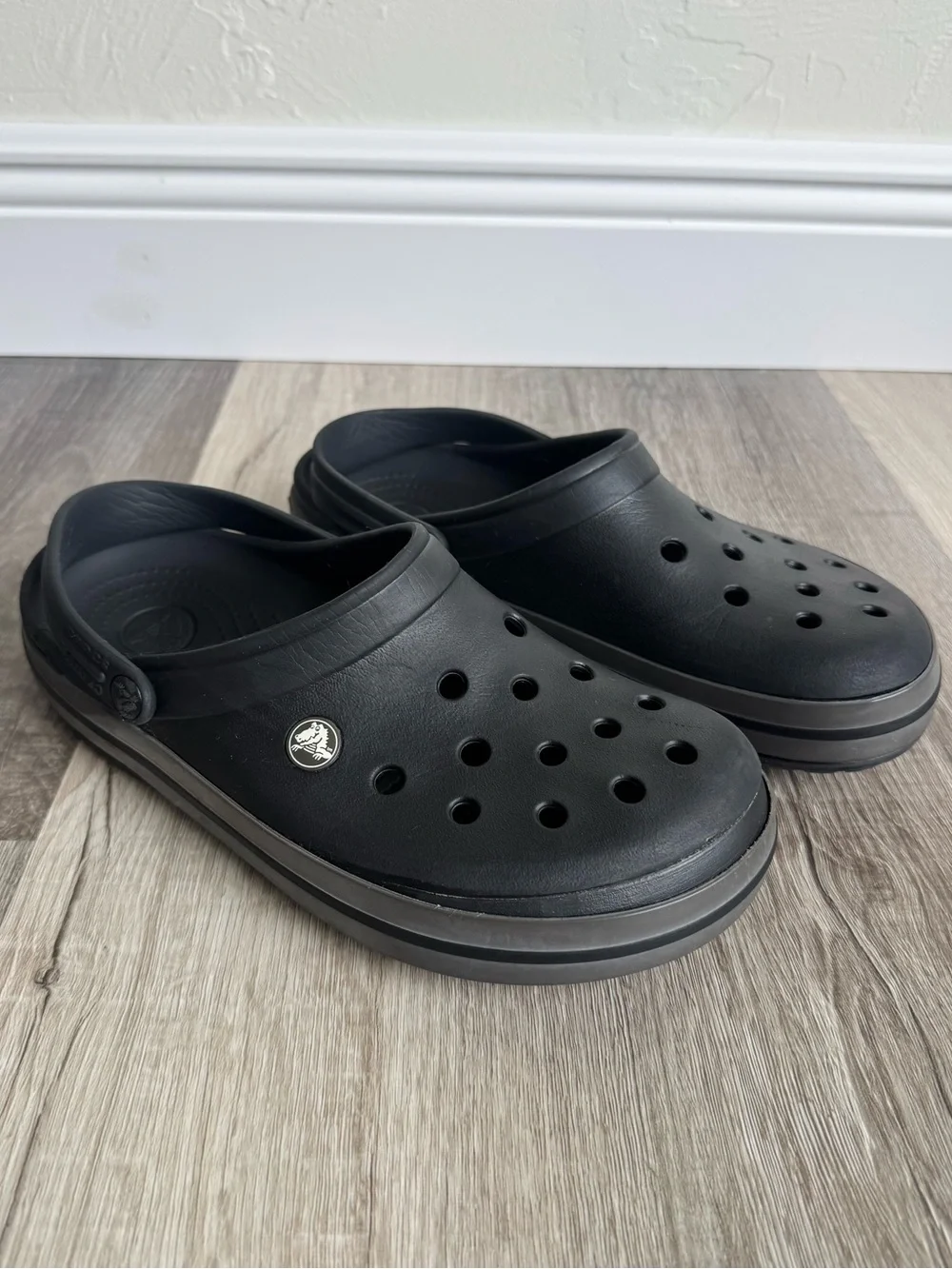 Crocs Crocband Clogs Black Unisex Men’s 8 Women’s 10